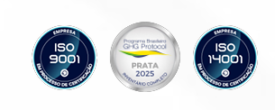 Selos ISO 9001 e ISO 14001, ambos em processo de certificação, e selo Prata 2025 do Programa Brasileiro GHG Protocol